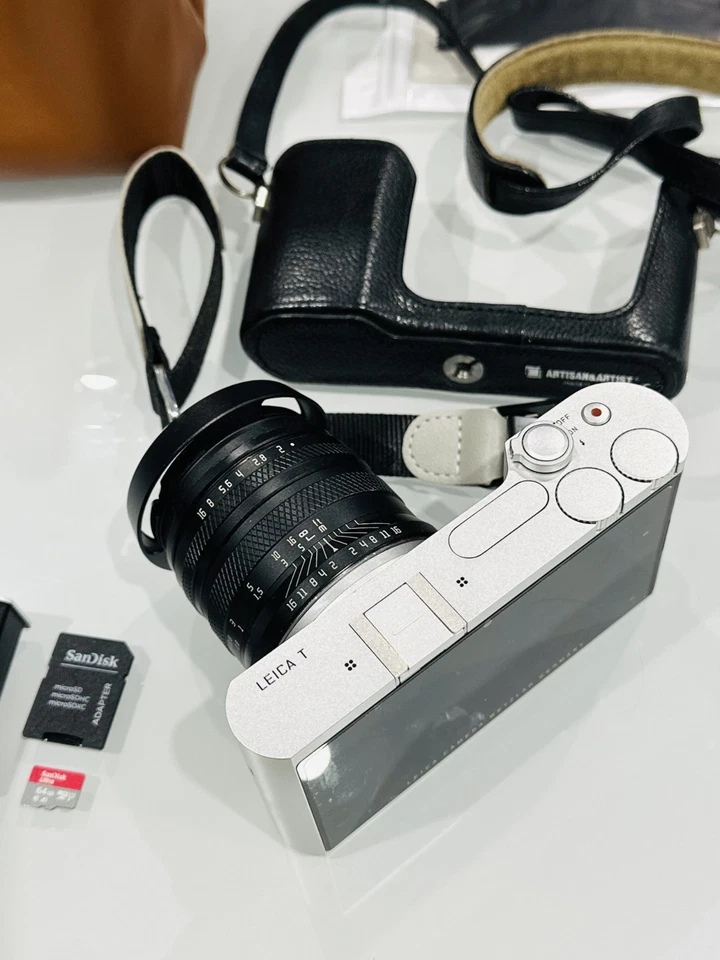 Leica T (Typ 701) Mirrorless Camera + 50mm f/2 Lens + Accessories - image 4 of 4