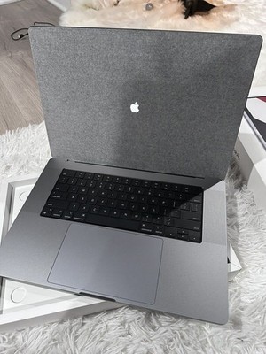 2021 Apple Macbook Pro M1 Max 16'' 32GB RAM 512 GB Space Gray MDM Bypassed