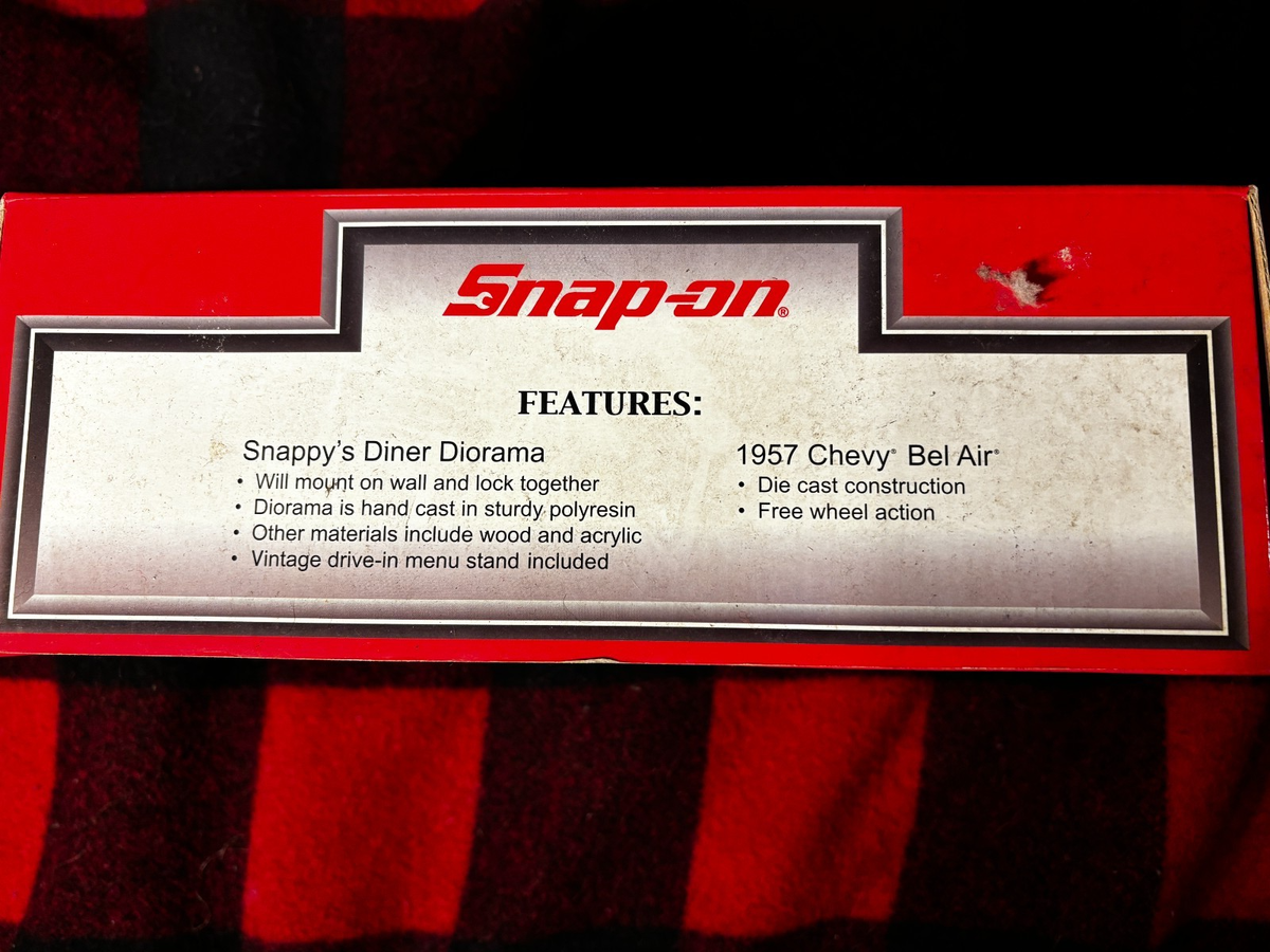 Snap-on 1950s Snappy's Diner Diorama With 1957 Chevy Bel Air. for