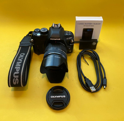 Olympus EVOLT E-420 10.0MP Digital SLR with 14-42mm Zoom Lens - Tested Mint