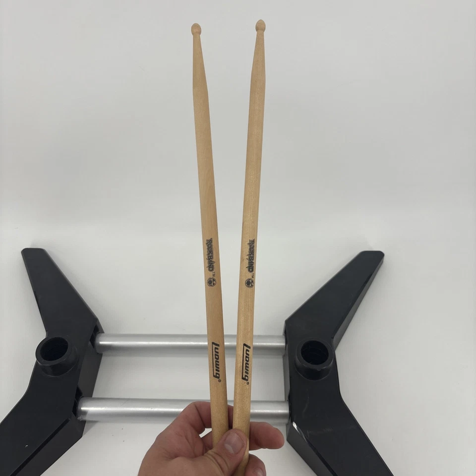 Paquete Xbox 360 Rock Band probado con juego de baquetas y micrófono. ¡Envío rápido! Foto 2 de 4