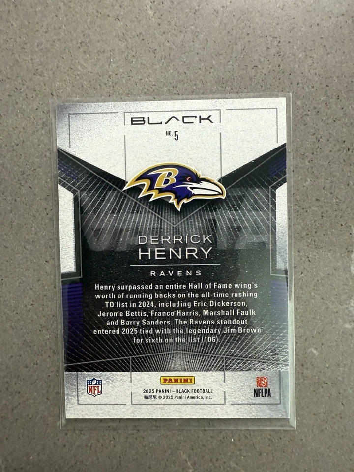 Estuche Panini Black Derrick Henry Vanta SSP Baltimore Ravens 2025 Hit #5 Foto 2 de 2