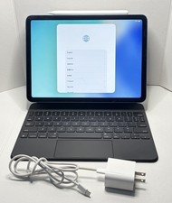 M1 iPad Air Bundle W/ Magic Keyboard and Apple Pencil 2nd Gen 
