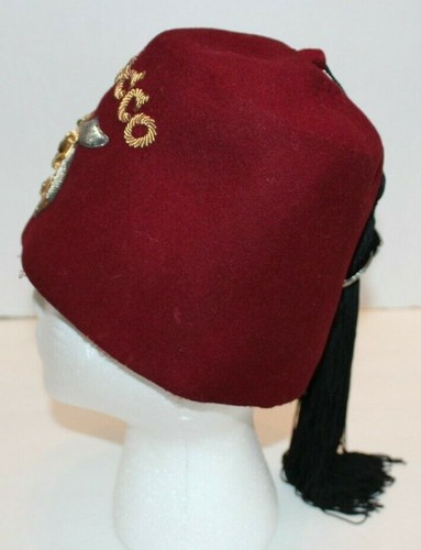 RARE! The Cincinnati Regalia Co. Embellished Morocco Fez Shriner Hat Tassel/Pin - Picture 2 of 8