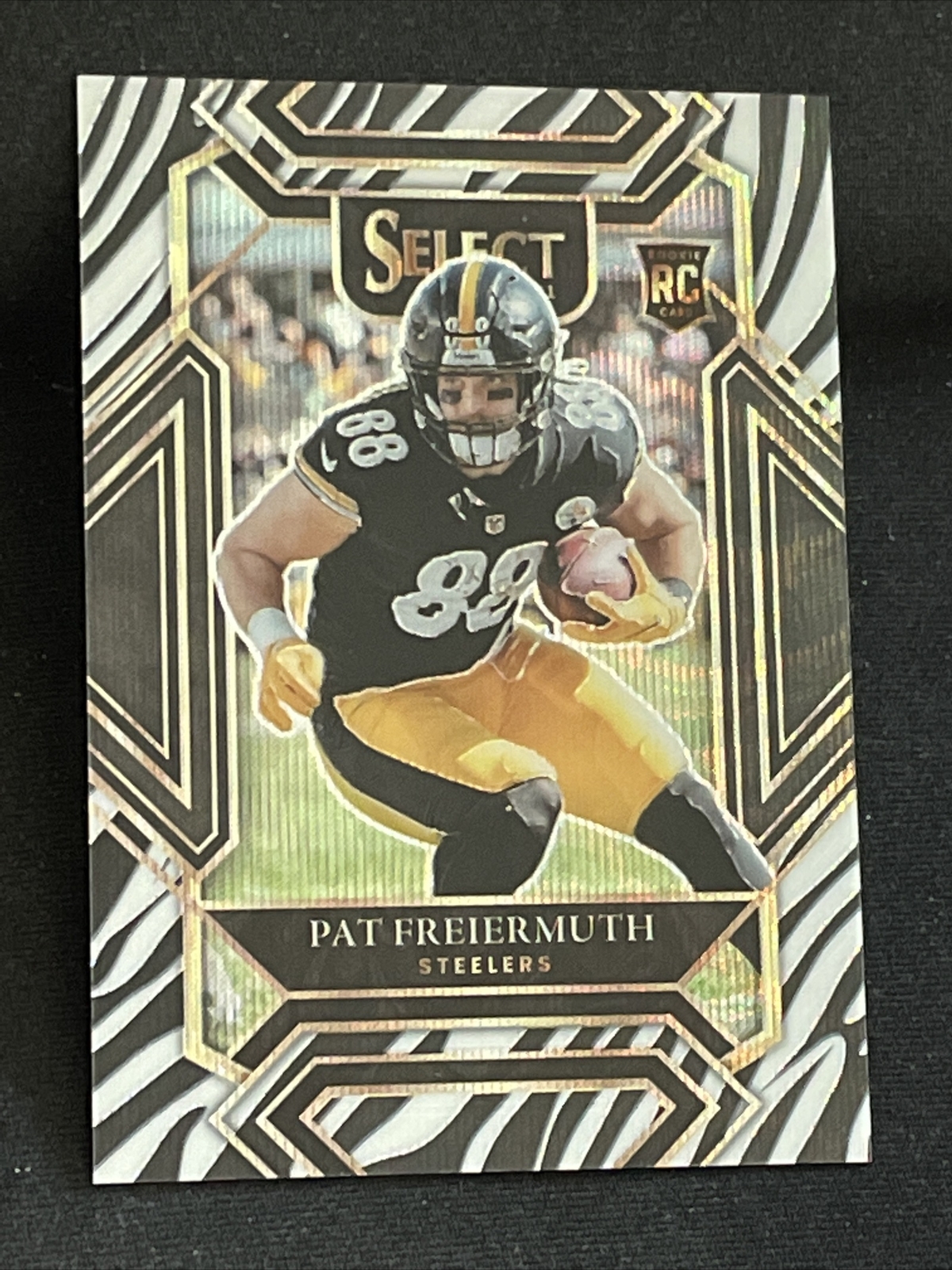2021 Select Pat Freiermuth Club Level Zebra SSP Steelers Rookie