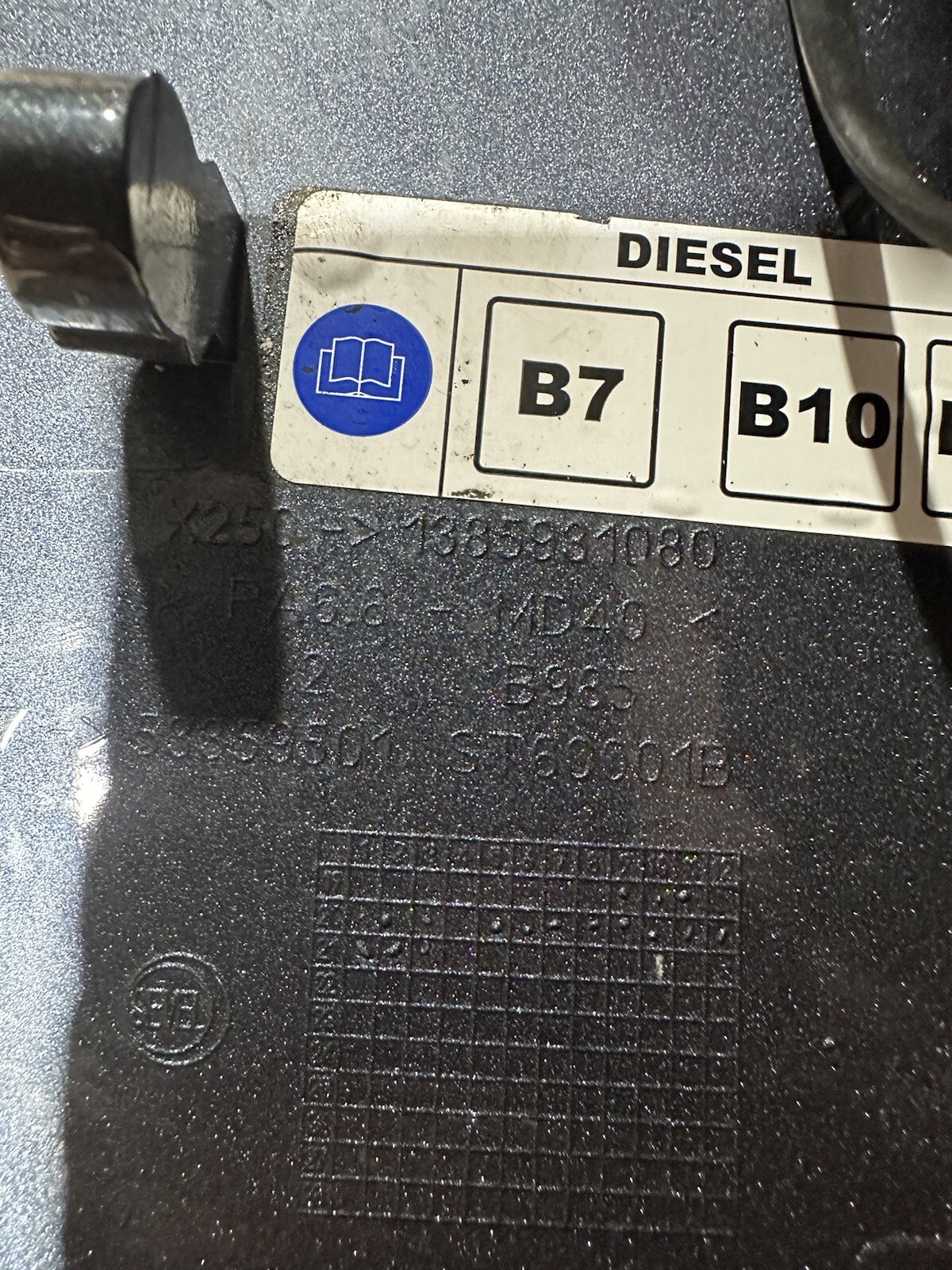 FIAT DUCATO BOXER RELAY 2014- TANK FLAP FUEL CAP WITH HOUSING AND CAPS (ADBLUE) image 3