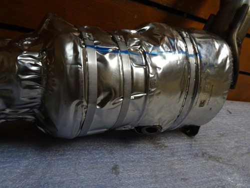Genuine Ford Converter Assembly M1MZ-5E213-L - Picture 3 of 6