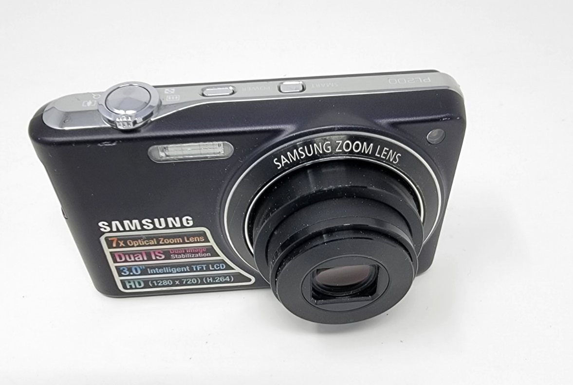 Samsung PL Series PL200 14.2MP Digital Camera w/ Battery. NEED CHARGER (READ)