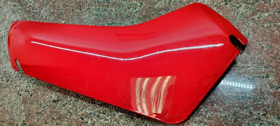 Cubierta lateral derecha deflector de aire Ducati 999 y 749/S 2003-2004 | OEM 48031501A Foto 2 de 4