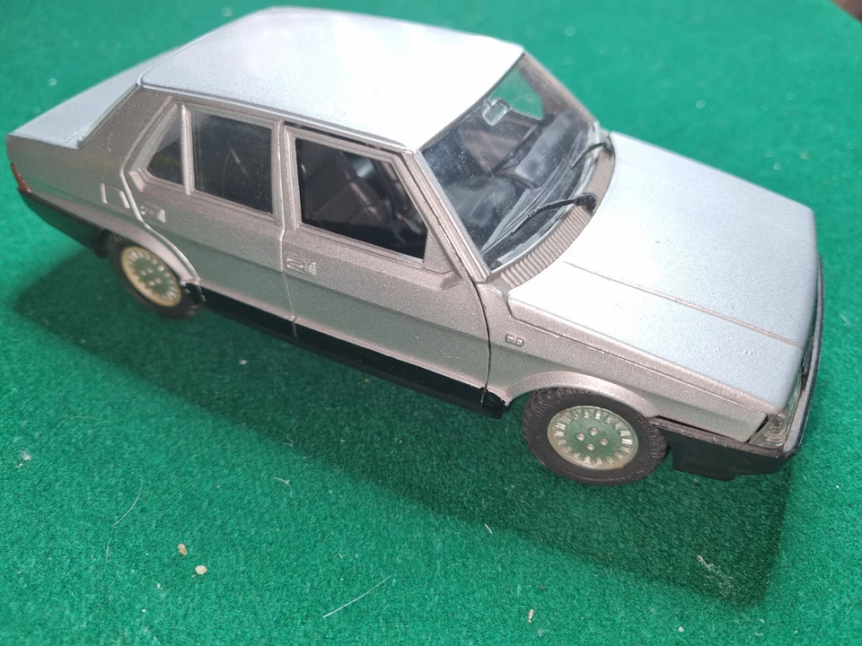 Fiat Regata  Polistil 1/25 S201 - Immagine 2 di 4