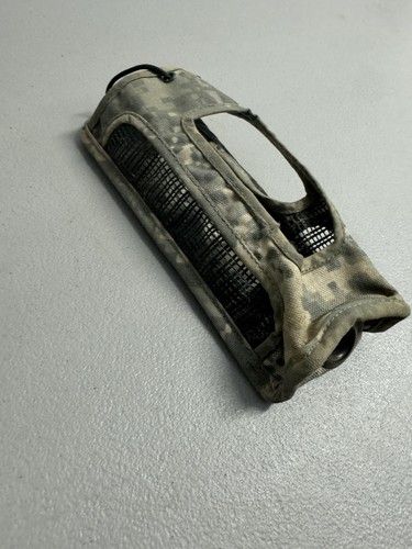USGI Molle 2 Thales Rifleman Radio Pouch UCP ACU Radio Pocket  - 第 2/6 張圖片