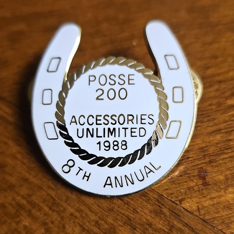 Posse 200 Accessories Unlimited 1988 8th Annual Horseshoe Pinback Lapel Pin