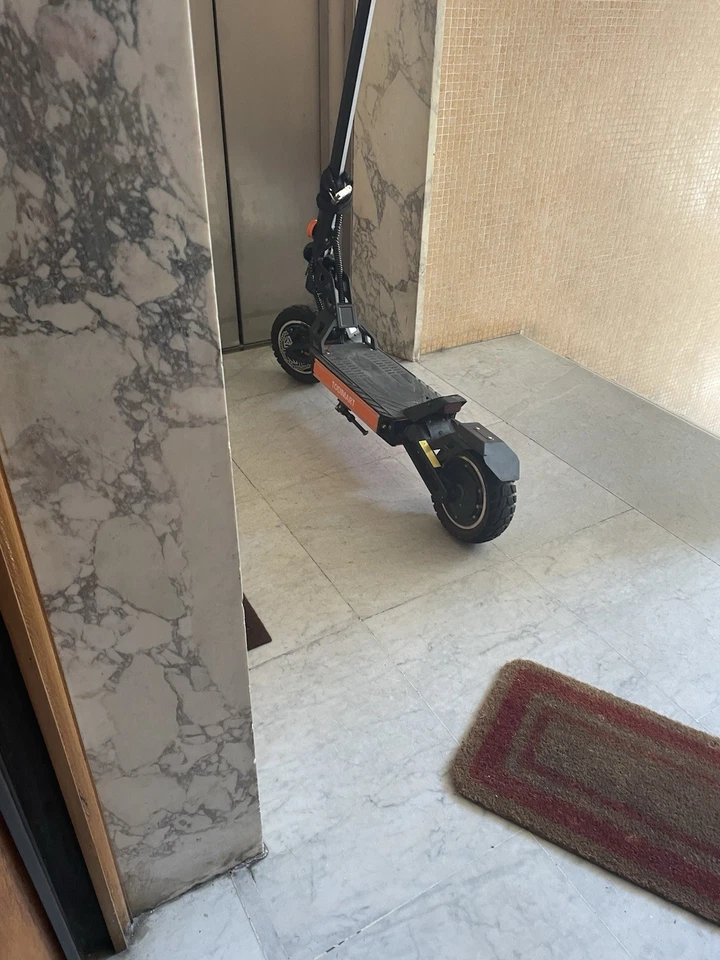 monopattino elettrico - Immagine 3 di 3