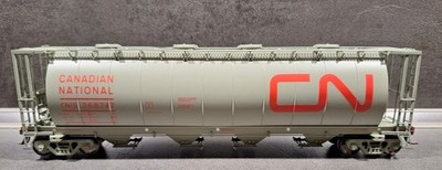 RAPIDO US-Güterwagen 3800 CU FT Hopper CN Wet Noodle  Road #368459 in Spur H0