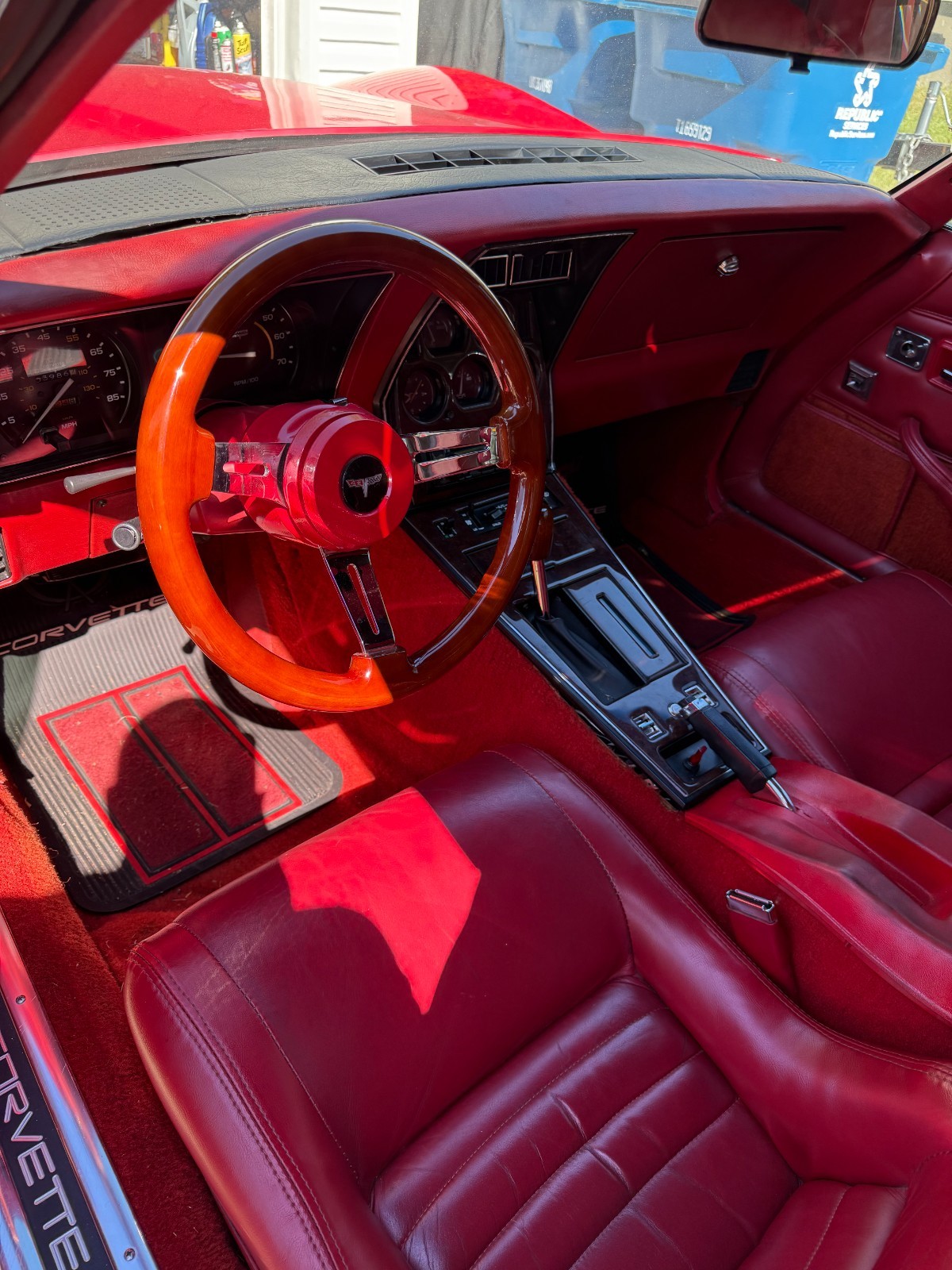 1980 Red Chevrolet Corvette   | C3 Corvette Photo 4