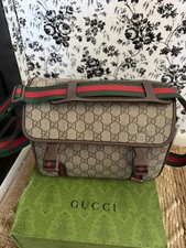 Gucci GG Supreme Small Crossbody Bag Beige We...