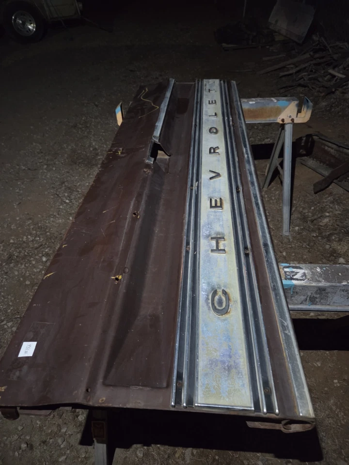 Chevy K5 Blazer 67-72/C10 Pickup puerta trasera OEM usado Foto 2 de 4