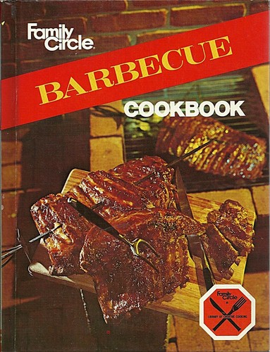 Family Circle Barbecue Cookbook 1972 Hardcover - Bild 1 von 2