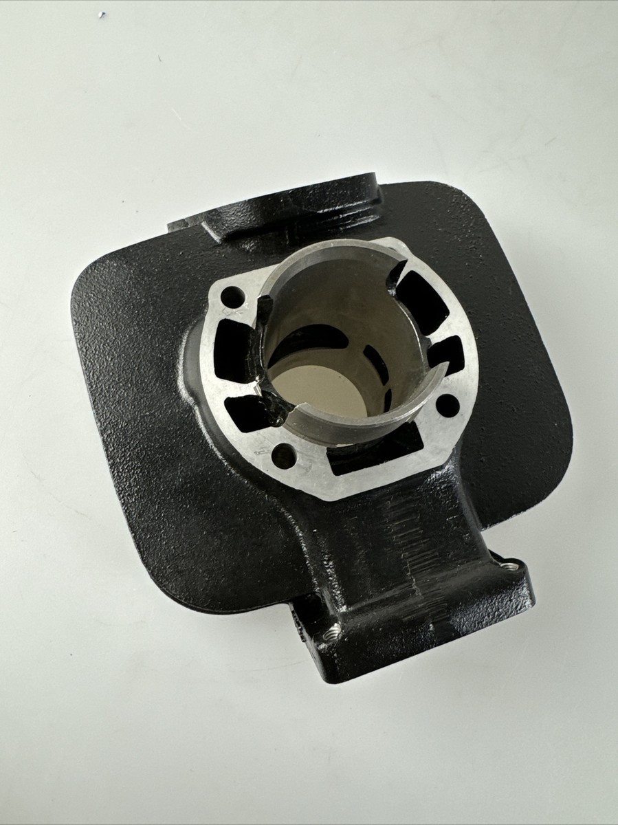 s-l1200.jpg s-l1200.jpg