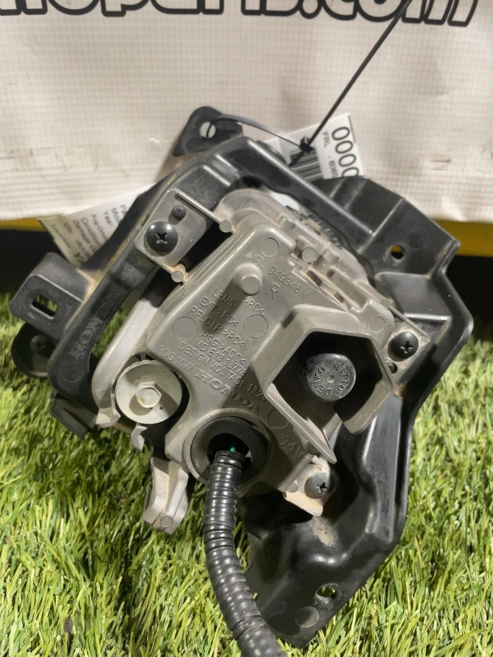 ✅ ACURA TLX 2017 luz antiniebla derecha PN:33950-TEY-Y01 OEM Foto 2 de 4