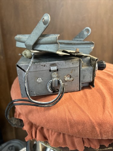 1966 AMC AMERICAN MOTORS AM RADIO Rare Original With Bezel Knobs Chrome USA - Bild 6 von 15