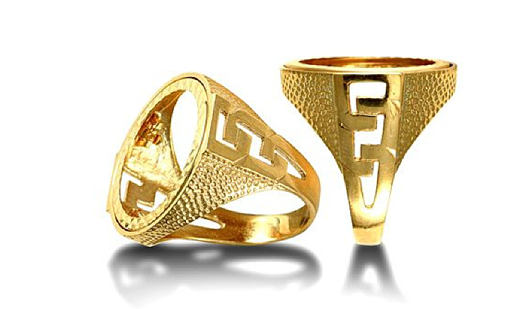 Bague En Or Jaune 9 Carats - Montage "Demi Souverain" Avec Motif Clubs - Taille Unique - Neuf Avec Étiquettes