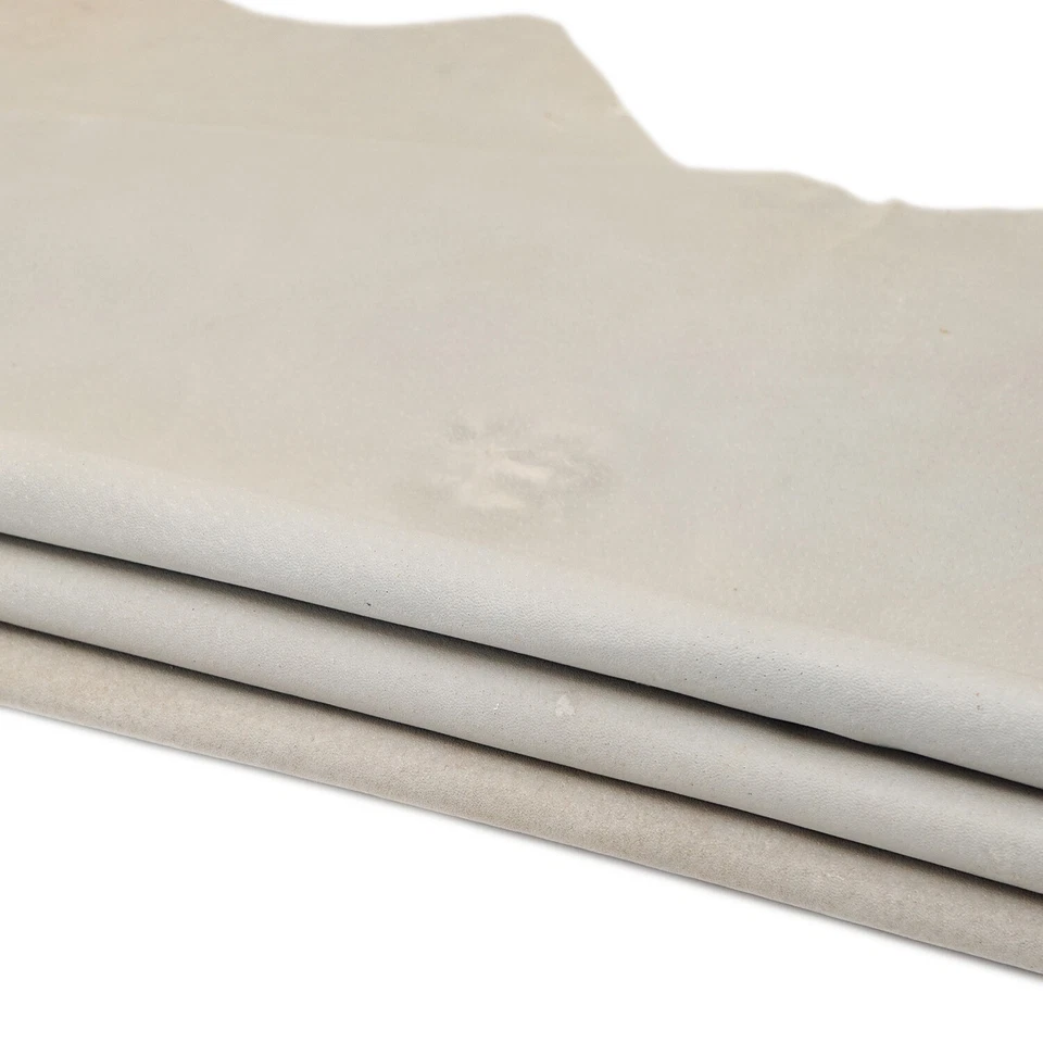 Forro de piel de cerdo beige vendido por SLC corte áspero por pie cuadrado Foto 2 de 3