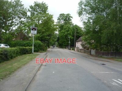 PHOTO  GRANHAM'S ROAD GREAT SHELFORD APPROACHING THE LEVEL CROSSING.