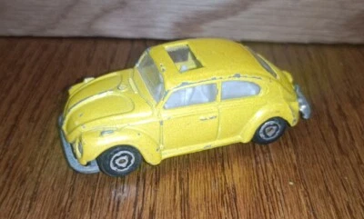 Voiture Miniature 1/60 Coccinelle Cox Volkswagen Jaune Vintage Majorette B-20 - Photo 1/4