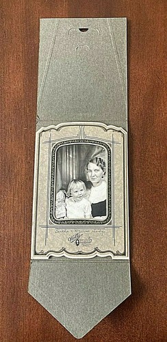 VINTAGE~PHOTO/FOLDER~HODGE FAMILY PHOTO~MOTHER & DAUGHTER~LOT #PH-27 - Bild 4 von 5