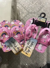 Old East Main (2) Toddler’s Girl Small (5/6) Flip Flops Unicorn/Rainbows NWT