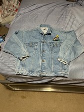 vintage 1995 Looney Tunes denim jacket featuring Taz and Tweety Bird size Large