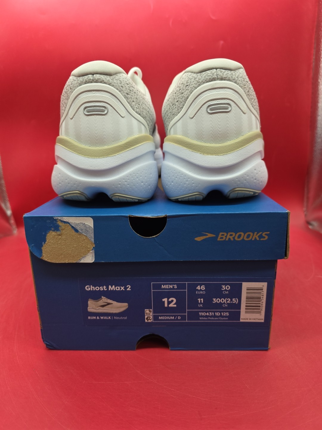 Size 12 - Brooks Ghost Max 2 White Pelican thumbnail 2