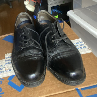 Dockers by Gerli Men's Black Leather Cap Toe Oxford Lace-Up Dress Shoes Size 9.5