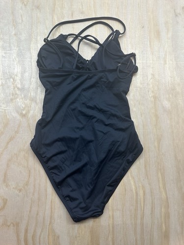 La Blanca Sz 4 Black Swimsuit Padded Underwire Bra One Piece Cut Outs Runching - Picture 2 of 3