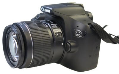 Canon EOS 1300D 18.0MP Digitalkamera Schwarz (Kit mit EF-S 18-55mm IS II