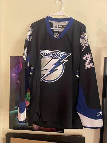 Martin St. Louis Tampa Bay Lightning Replica Jersey Pre-Owned Size Large Reebok