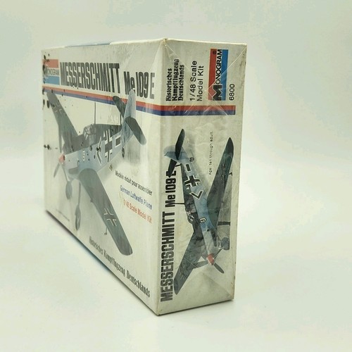 VTG Monogram #6800 Messerschmitt Me109E Box open 1/48 Scale 1973 MODEL Kit - Picture 4 of 8