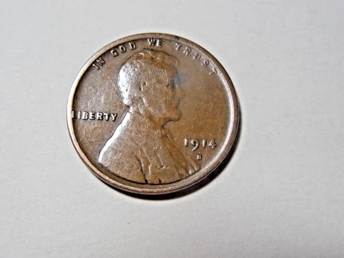 1914 S Lincoln Cent, in Fine condition. Very nice coin.  But you decide!!!!!