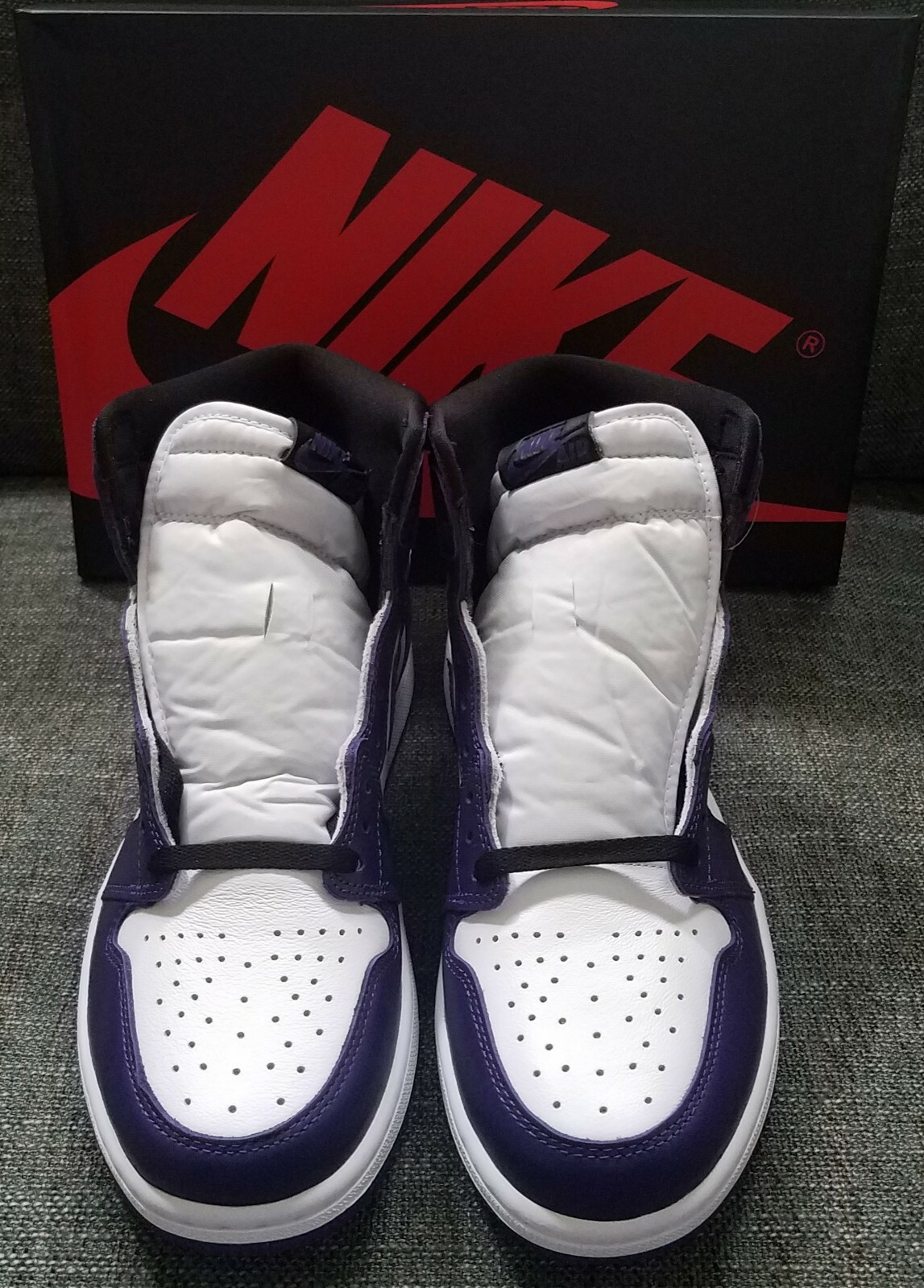 Nike Air Jordan 1 Retro High OG Court Purple White Year 2020 US10 Brand New image 2