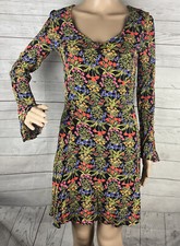 Old Navy Dress Size 2 XS Colorful Floral Bell Sleeve Short 100% Rayon V-Neck