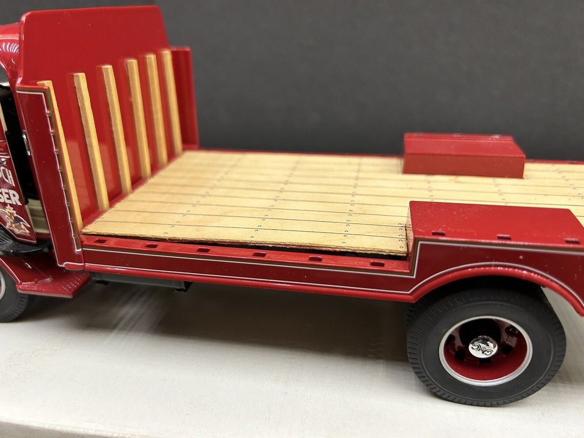 Camion White 3000 WLB Budweiser 1955 - Échelle 1/24 - Danbury Mint - Neuf
