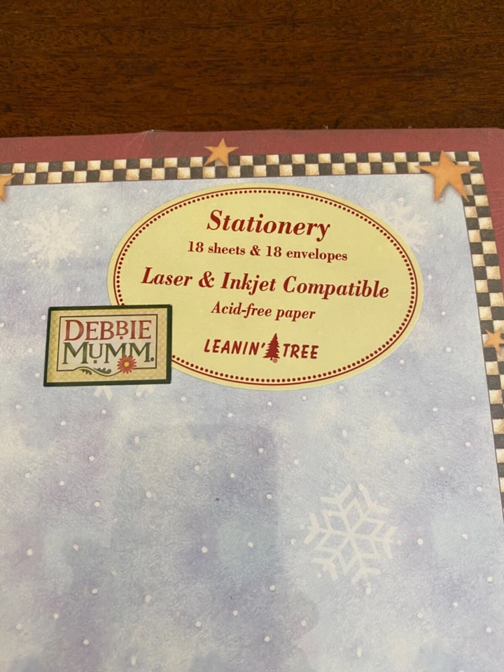 Debbie Mumm Stationery paper & envelope set -18 Santa Christmas pattern Crafting - Image 3 of 4