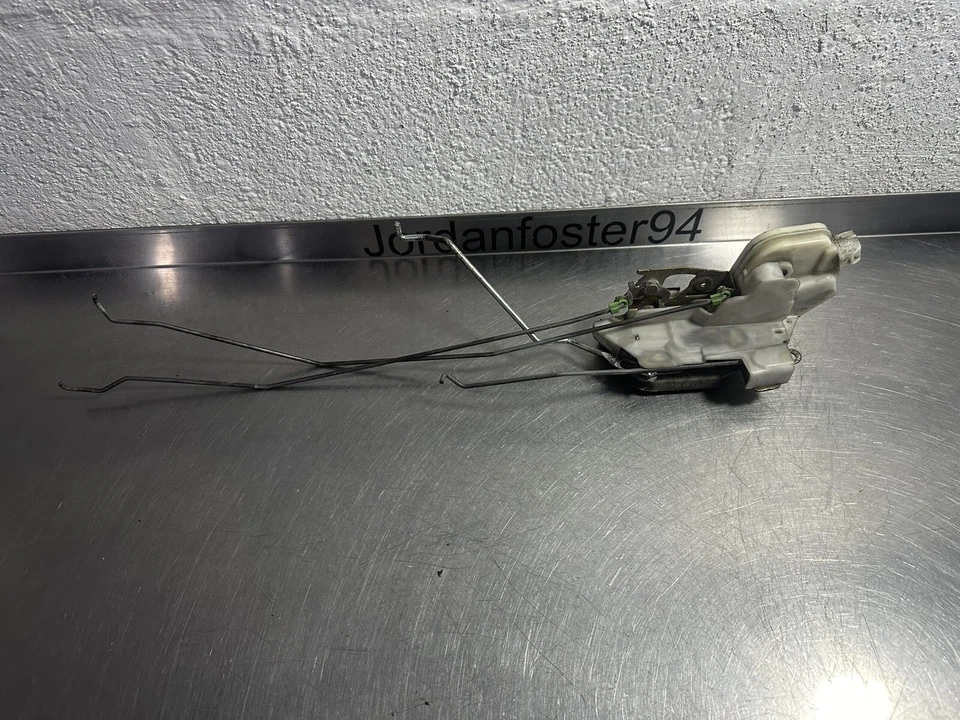 Actuador de bloqueo de puerta delantera Mitsubishi Lancer Evo 4 5 6 conductores O/S O/S/F 1996-00 Foto 3 de 3