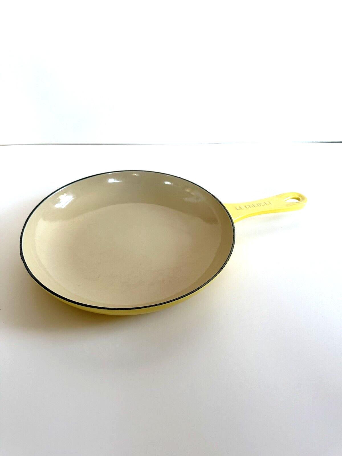 AUTHENTIC LE CREUSET ENAMELED CAST IRON SHALLOW FRY PAN BRIGHT YELLOW