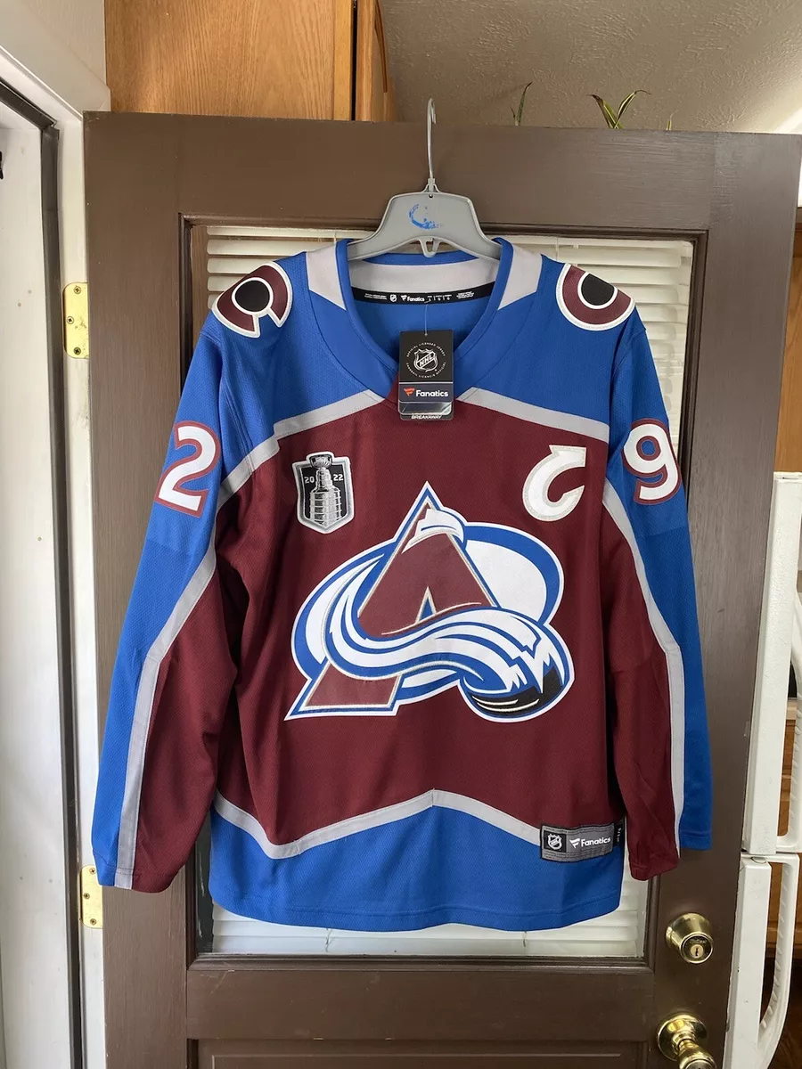 Gabriel Landeskog Jersey for sale