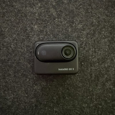 Insta360 GO 3 128GB   Vlogging Camera with Flip Touchscreen and Accessories