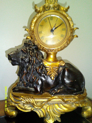 Lion Sculptured Clock Gold & Black for Desk/Table 12'' x 9'' Battery Operated Rare