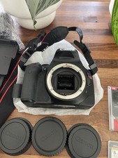 New Vintage 2010 Model Cannon Eos Rebel T2i Dslr Camera - W Accessories Case