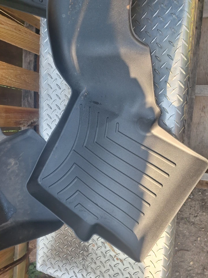 Alfombrillas delanteras y traseras para coche Chrysler 200 2013 WeatherTech Foto 2 de 4